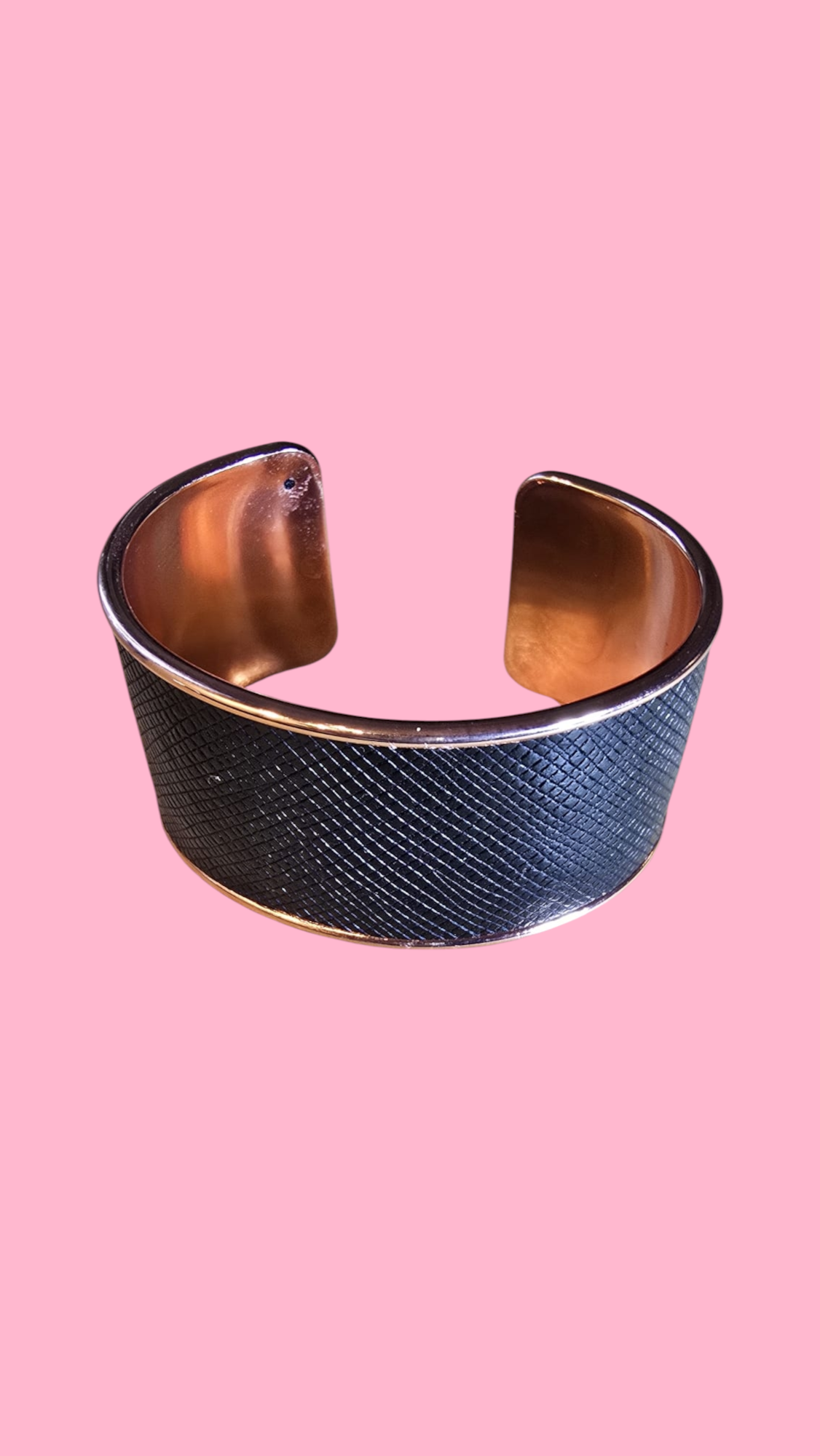 Manchette dorée rose Totalement Lézard noir