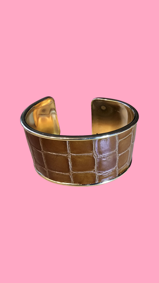 Manchette dorée Totalement Croco Vernis