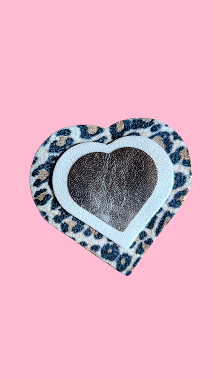 Broche Amour
